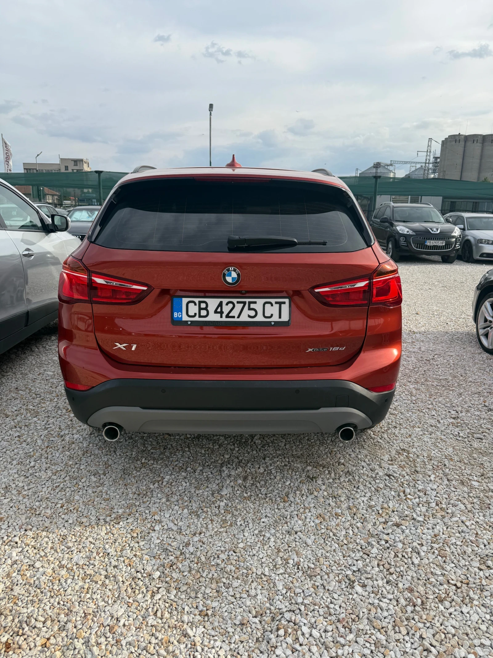 BMW X1 1.8 - изображение 3
