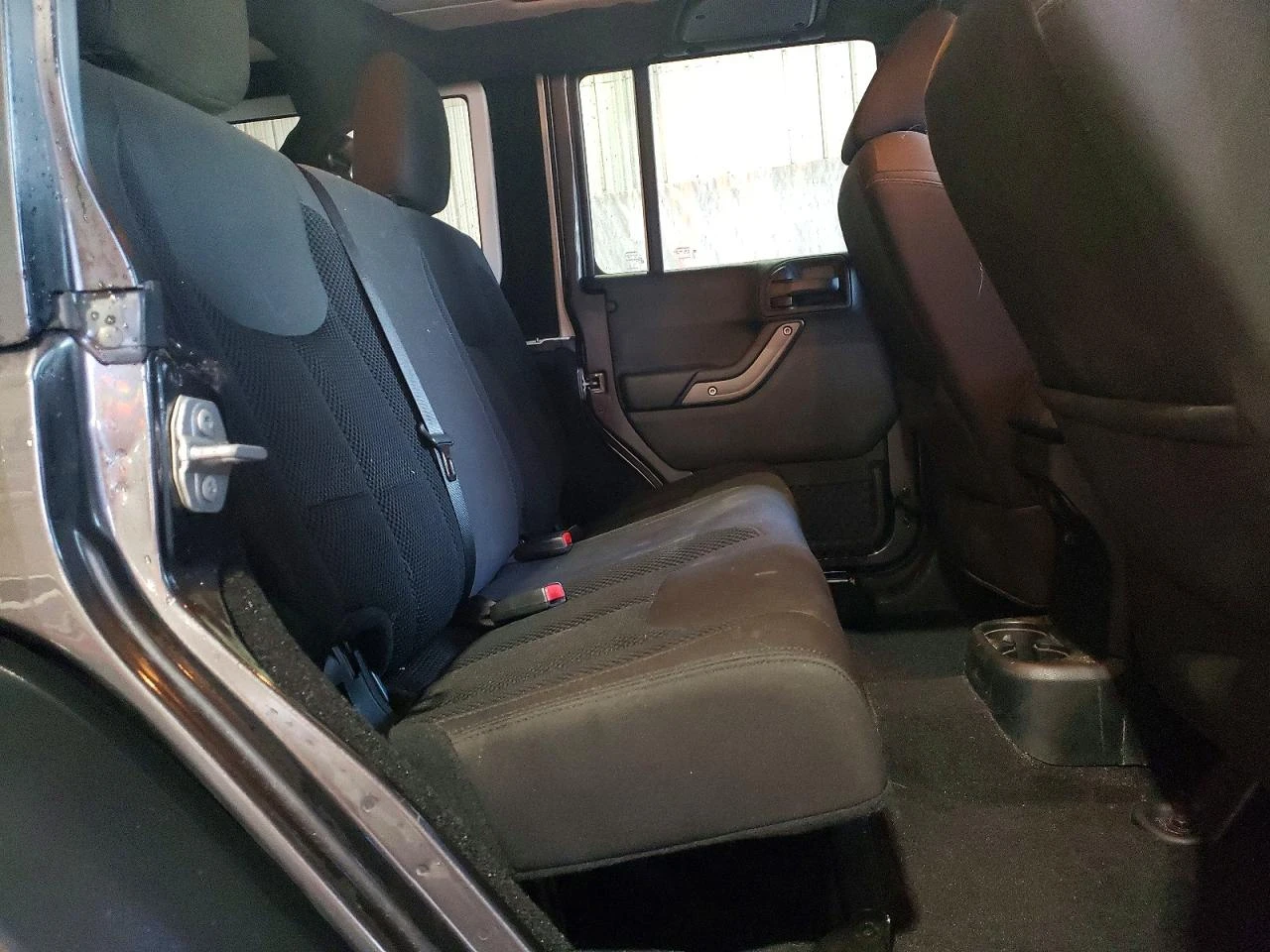 Jeep Wrangler 3.6* UNLIMITED SPORT* РЕАЛНИ КМ - изображение 10