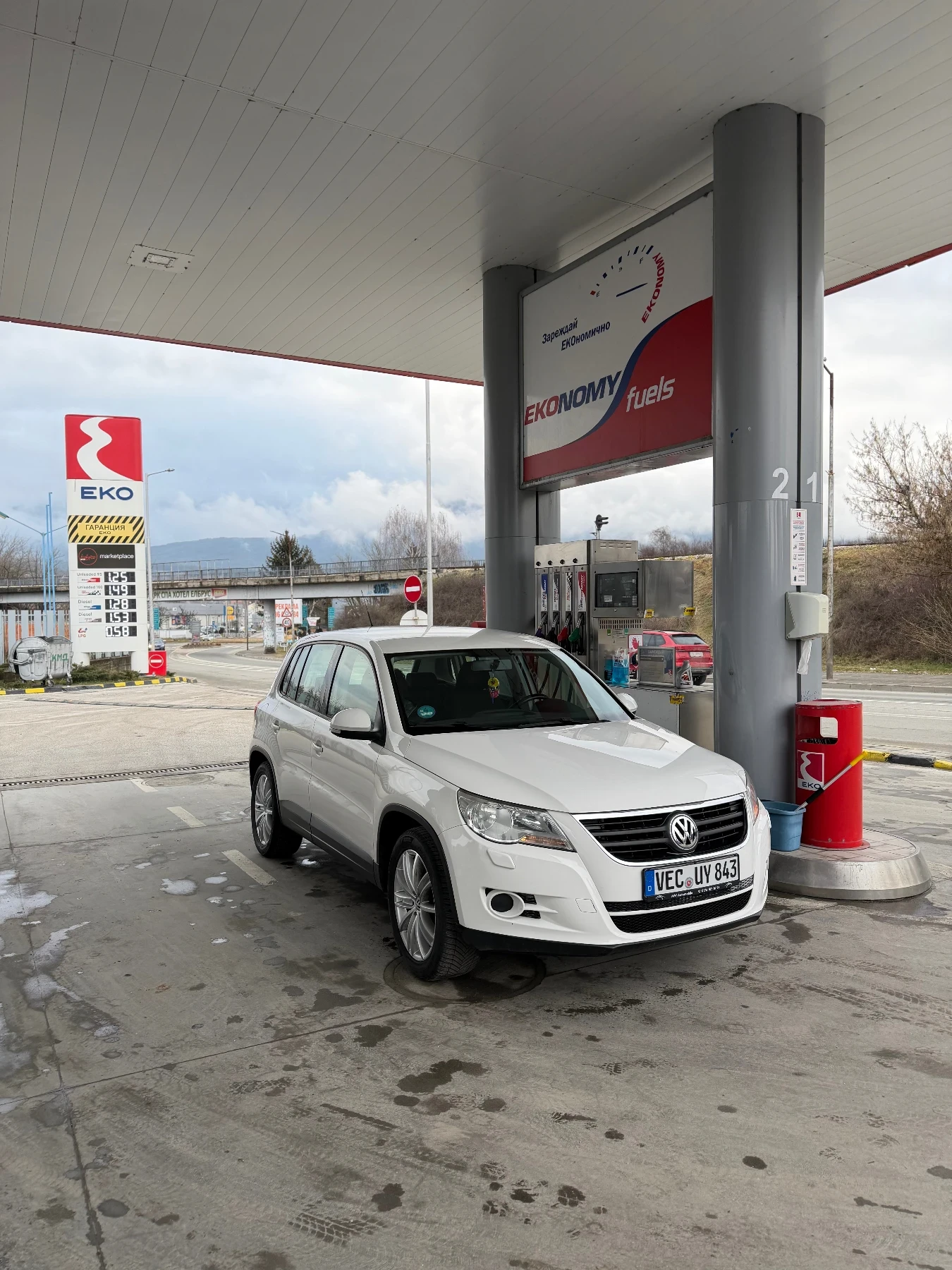 VW Tiguan 1.4tfs 4x4 Tiguan  - изображение 9