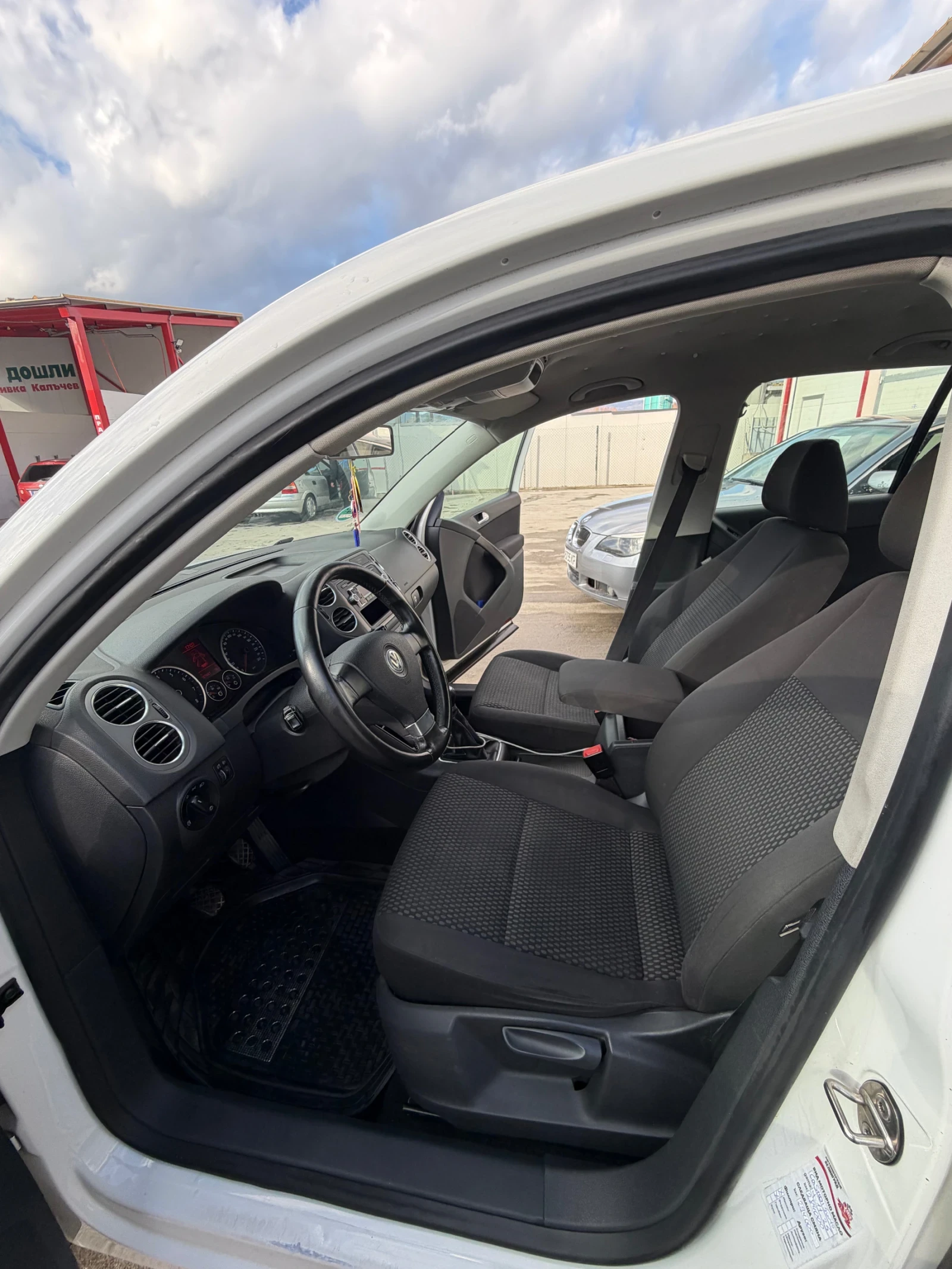 VW Tiguan 1.4tfs 4x4 Tiguan  - изображение 3