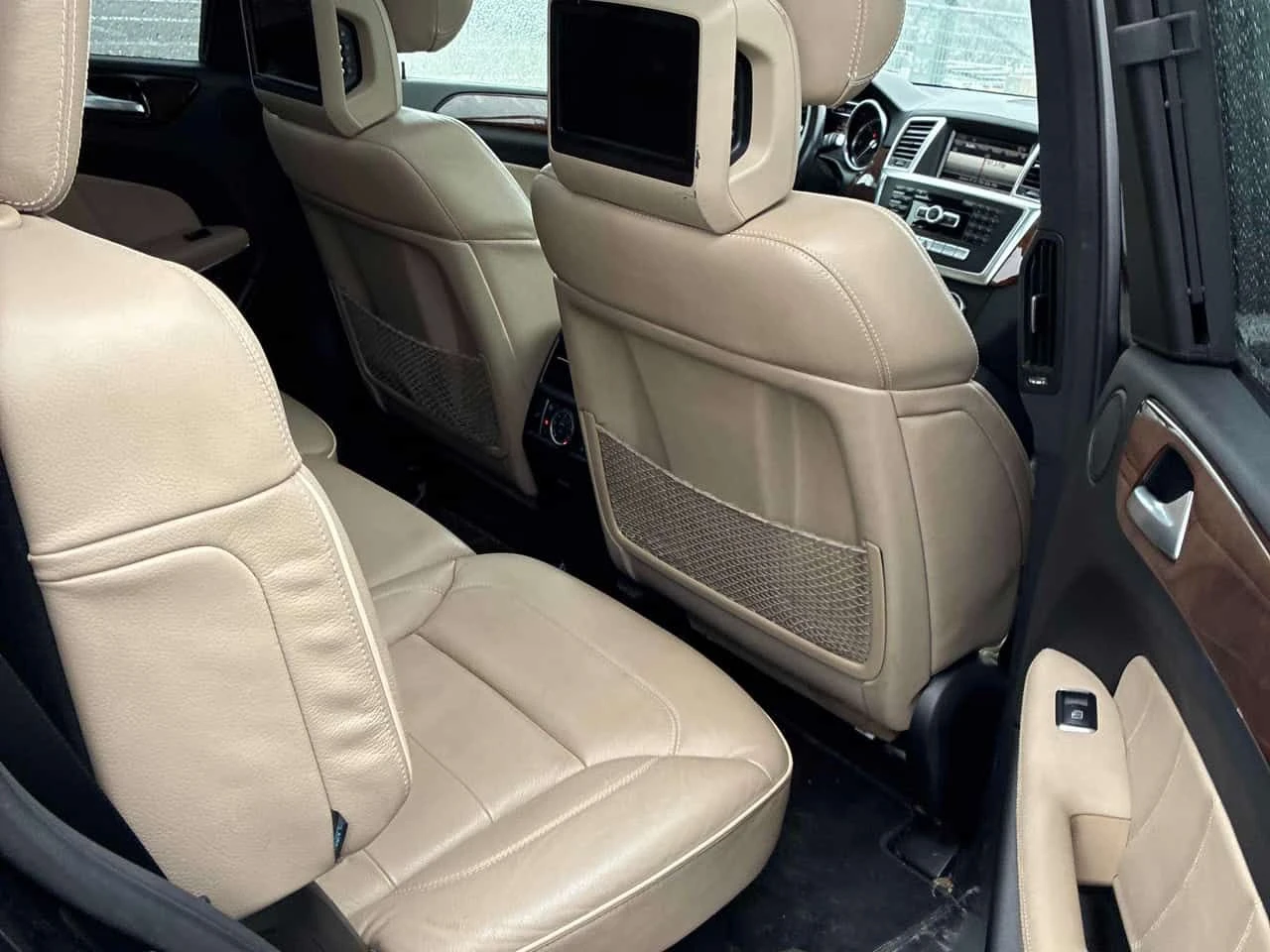 Mercedes-Benz GL 350 BlueTEC* DISTRONIC* ПОДГРЕВИ* ПАНОРАМА* , снимка 12 - Автомобили и джипове - 53971448