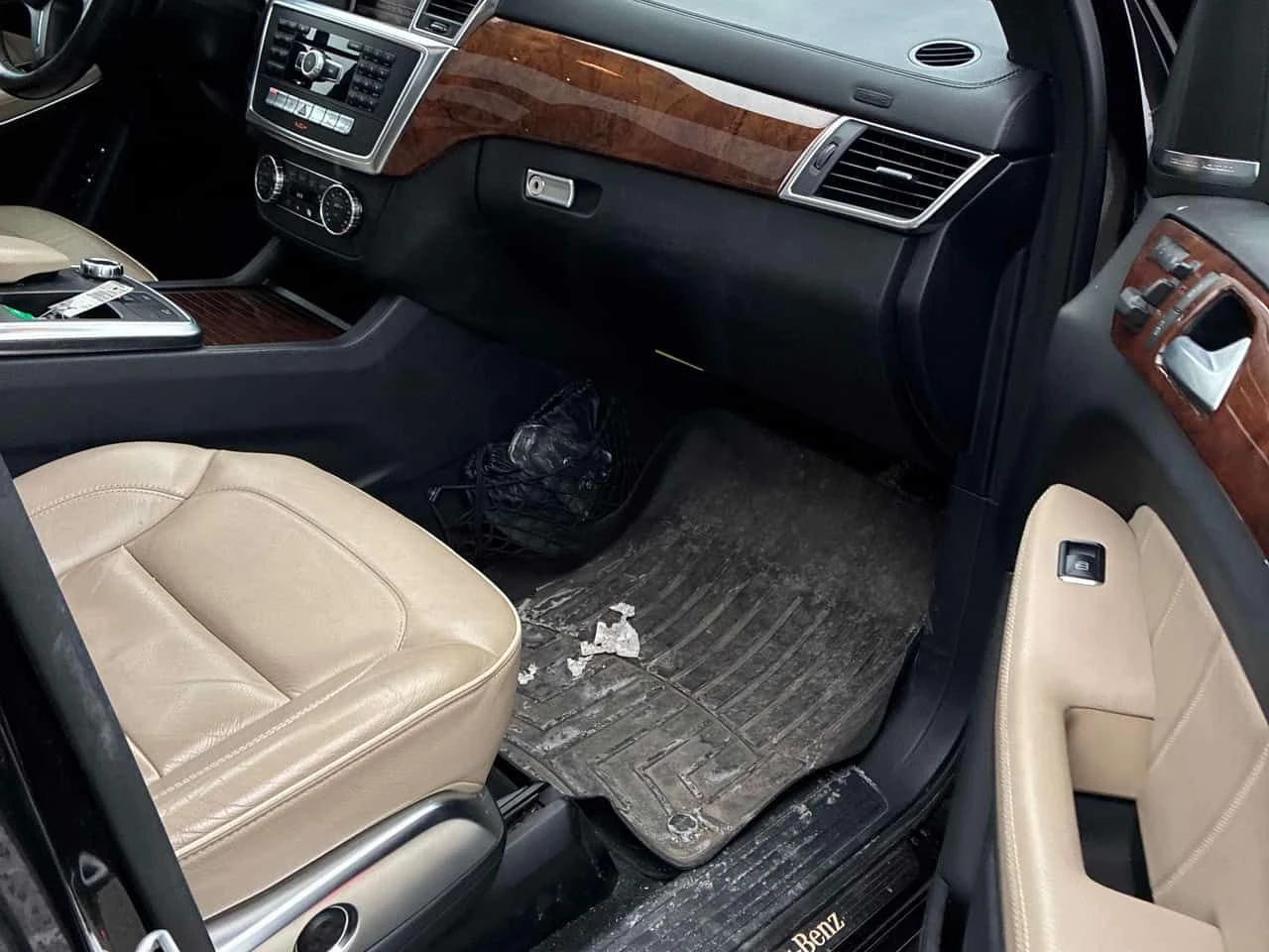 Mercedes-Benz GL 350 BlueTEC* DISTRONIC* ПОДГРЕВИ* ПАНОРАМА* , снимка 14 - Автомобили и джипове - 53971448