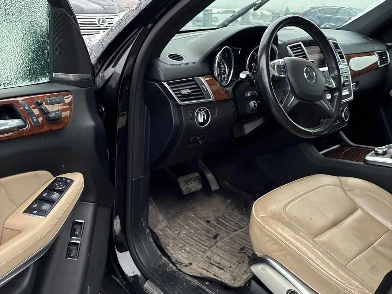 Mercedes-Benz GL 350 BlueTEC* DISTRONIC* ПОДГРЕВИ* ПАНОРАМА* , снимка 5 - Автомобили и джипове - 53971448