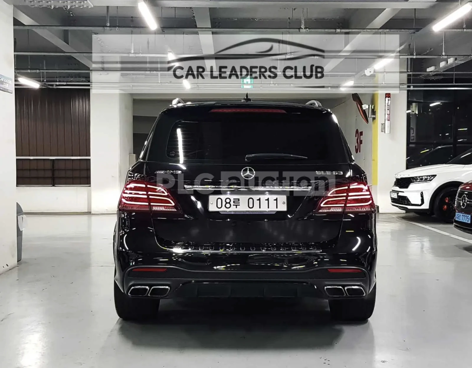 Mercedes-Benz GLE 63 AMG АВТОКРЕДИТ* ЦЕНА БЕЗ АНАЛОГ* , снимка 4 - Автомобили и джипове - 54134377