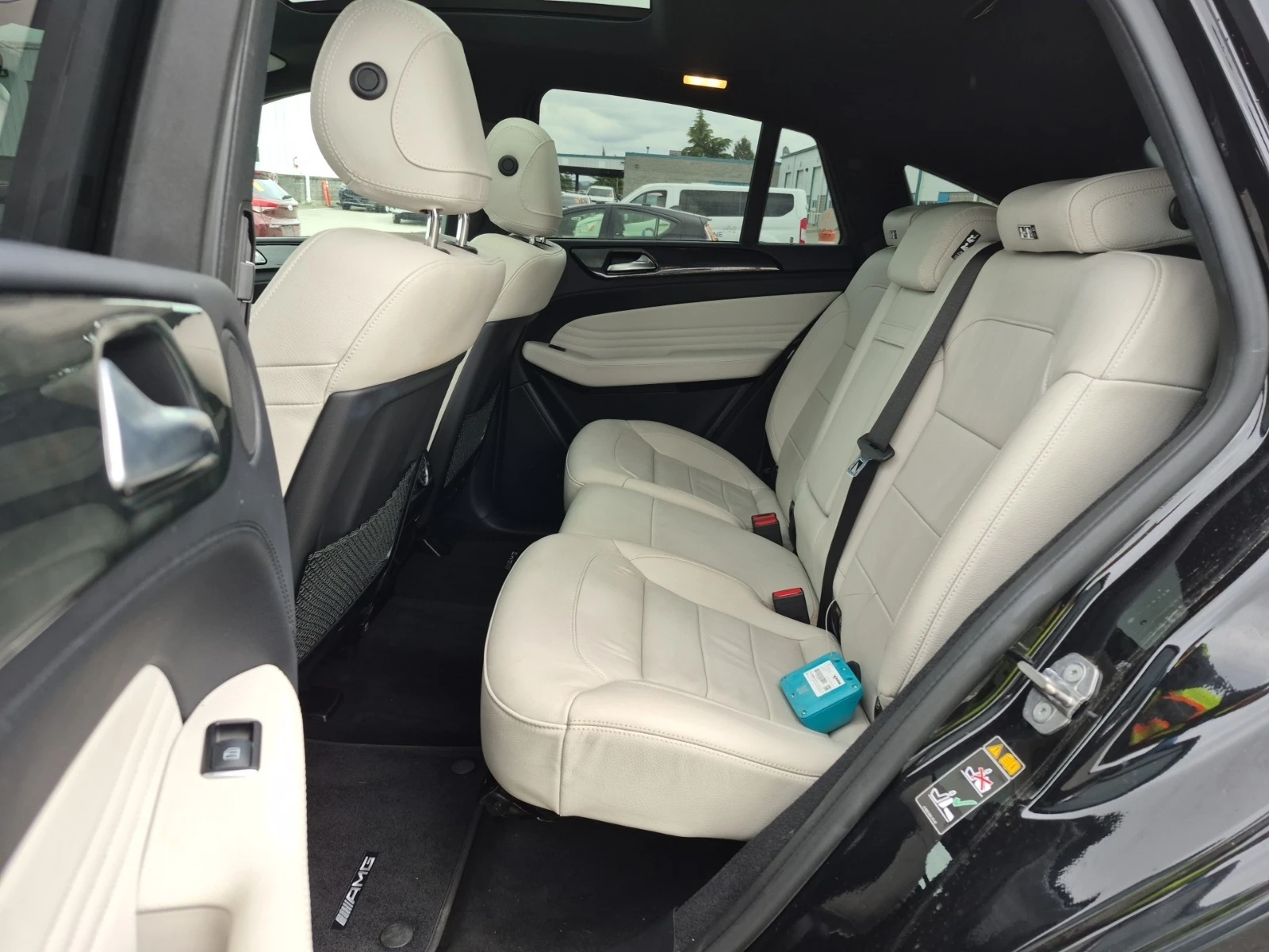 Mercedes-Benz GLC 43 AMG * * CARFAX * * АВТО КРЕДИТ * * , снимка 10 - Автомобили и джипове - 54623230