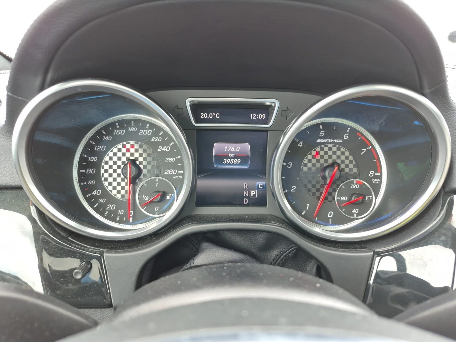 Mercedes-Benz GLC 43 AMG * * CARFAX * * АВТО КРЕДИТ * * , снимка 8 - Автомобили и джипове - 54623230