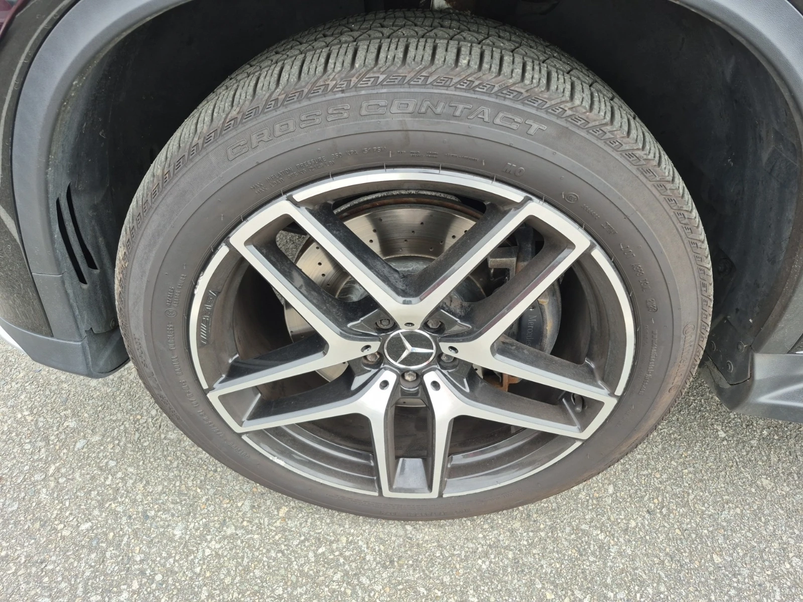 Mercedes-Benz GLC 43 AMG * * CARFAX * * АВТО КРЕДИТ * * , снимка 5 - Автомобили и джипове - 54623230