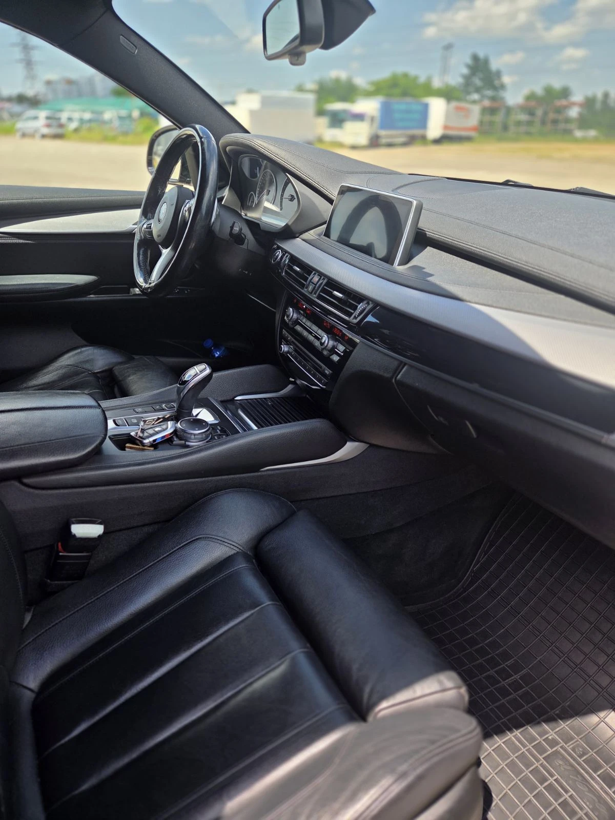 BMW X6 DRIVE30D, снимка 8 - Автомобили и джипове - 54912666