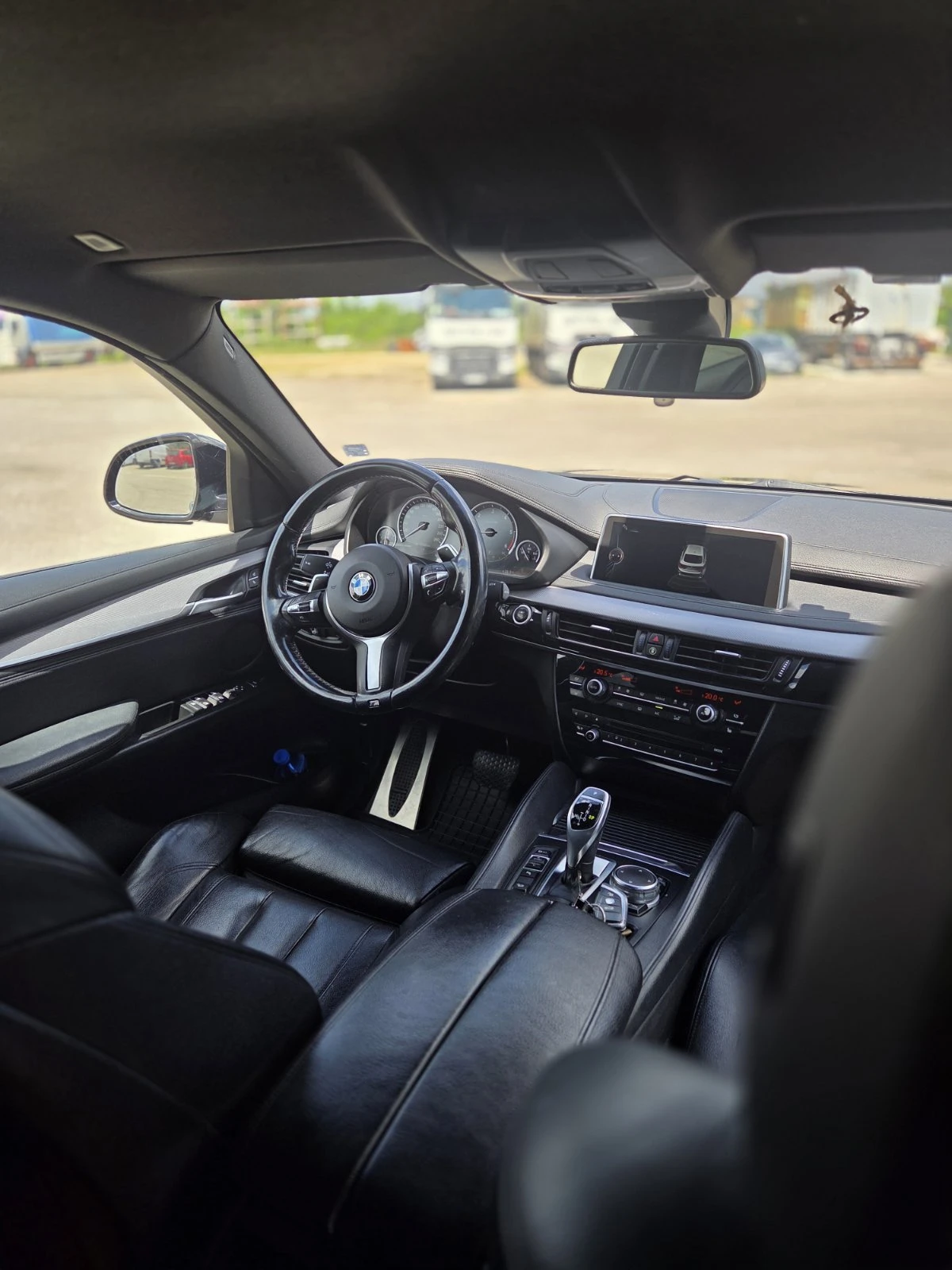 BMW X6 DRIVE30D, снимка 7 - Автомобили и джипове - 54912666