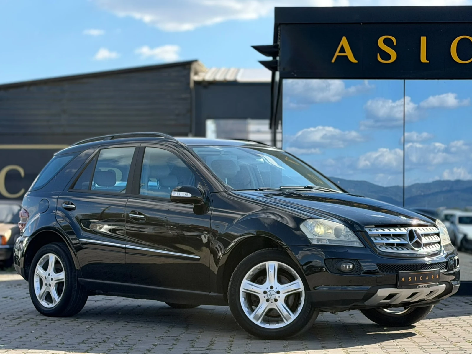 Mercedes-Benz ML 320 / 3.0D / 224HP / 4MATIC / SPORT EDITION /, снимка 7 - Автомобили и джипове - 56259211