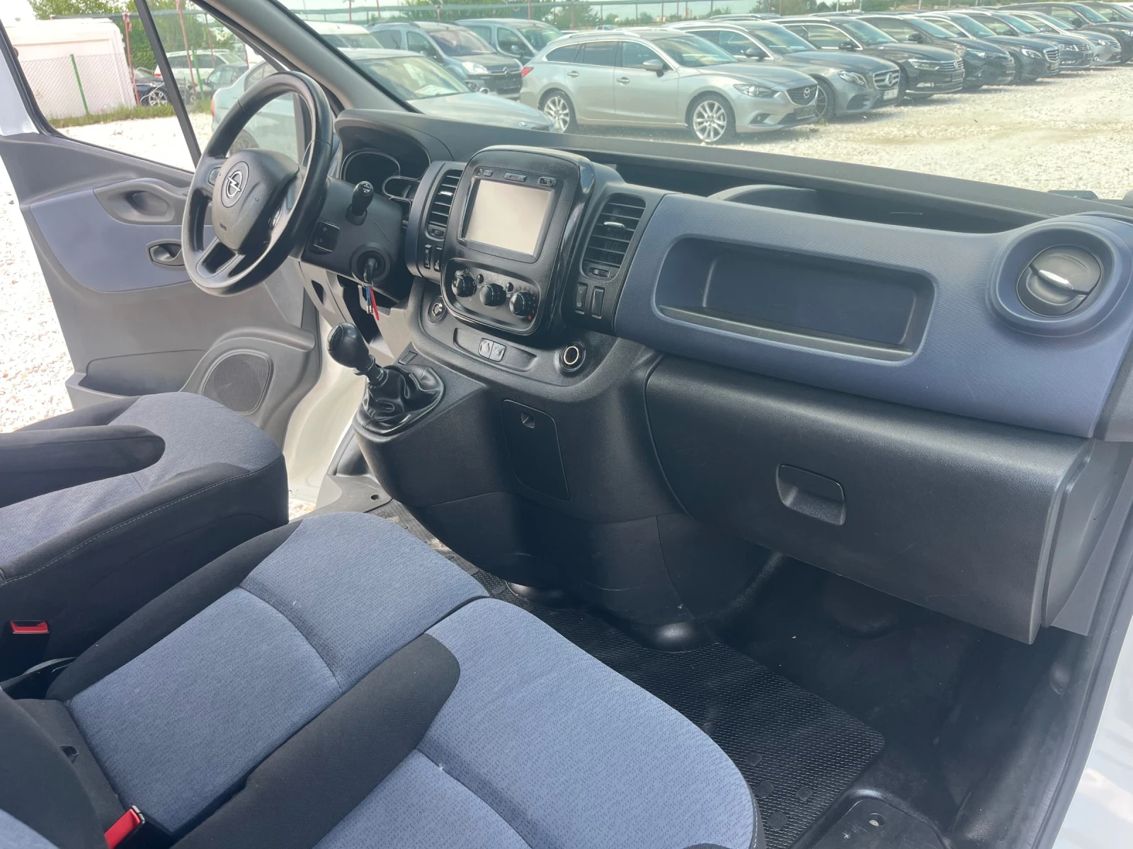 Opel Vivaro 1.6CDTI MAXI/KAMEPA, снимка 10 - Бусове и автобуси - 54997858