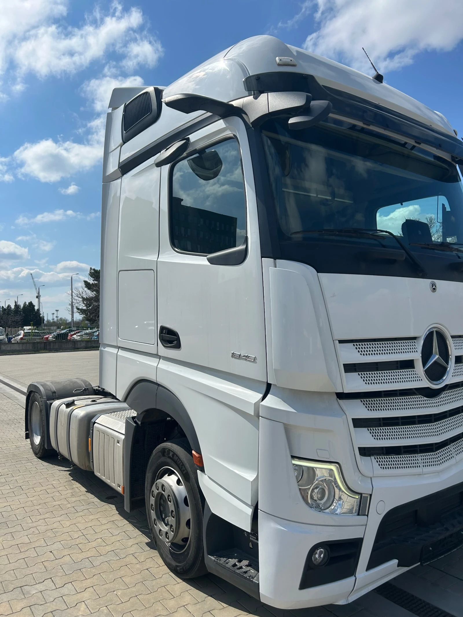 Mercedes-Benz Actros 1845 - изображение 2