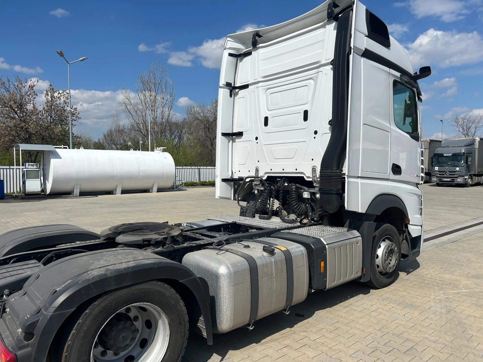 Mercedes-Benz Actros 1845 - изображение 4