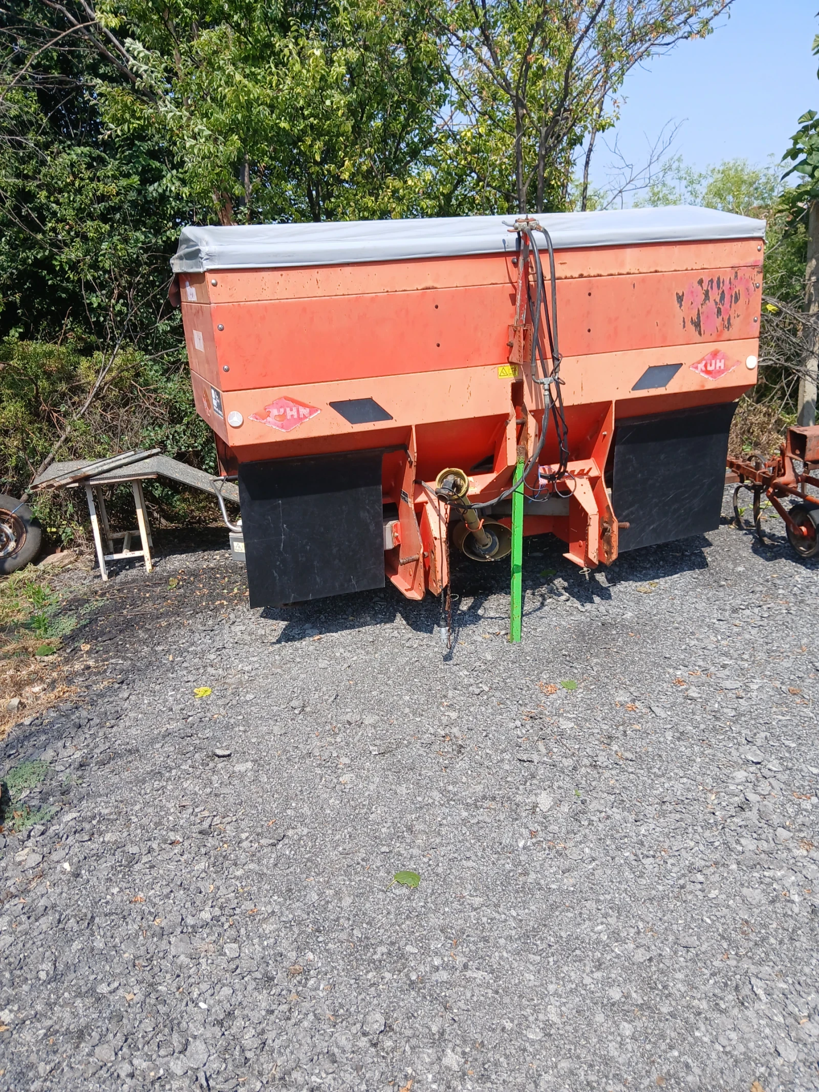  Kuhn | Mobile.bg   2