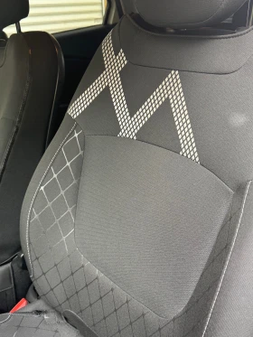 Renault Captur, снимка 13