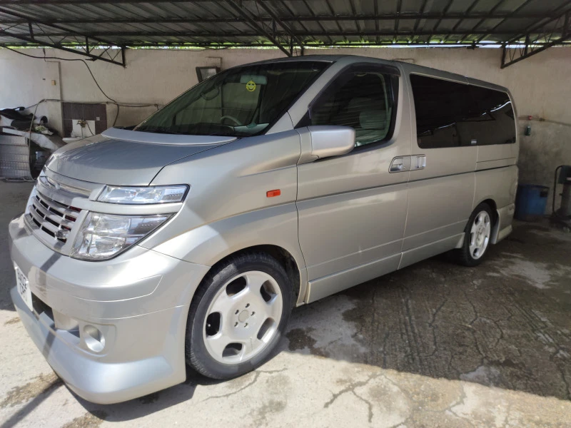 Nissan Quest 3.5 Elgrand , снимка 4 - Автомобили и джипове - 46841856