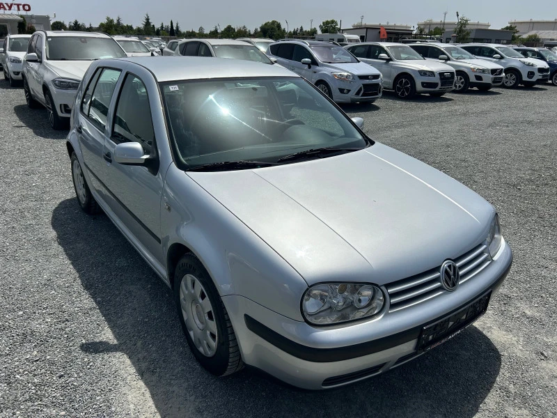 VW Golf (KATO НОВА), снимка 3 - Автомобили и джипове - 46443979