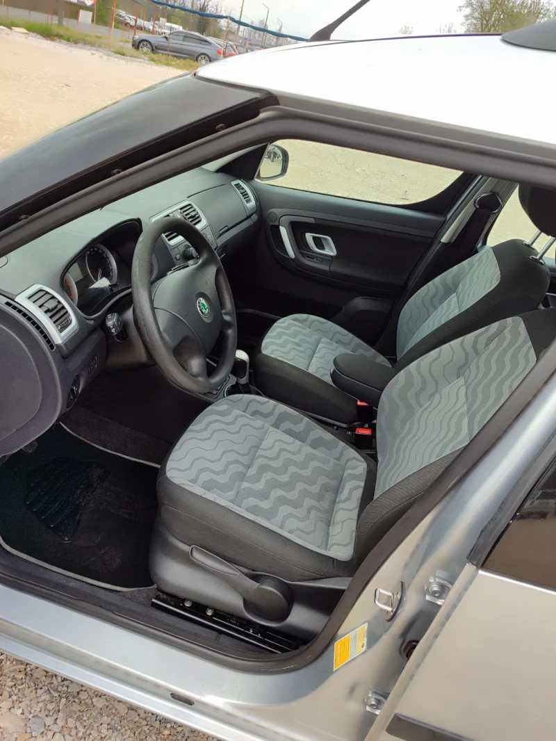 Skoda Roomster 1.4tdi ТОП СЪСТОЯНИЕ!!! , снимка 12 - Автомобили и джипове - 49895131