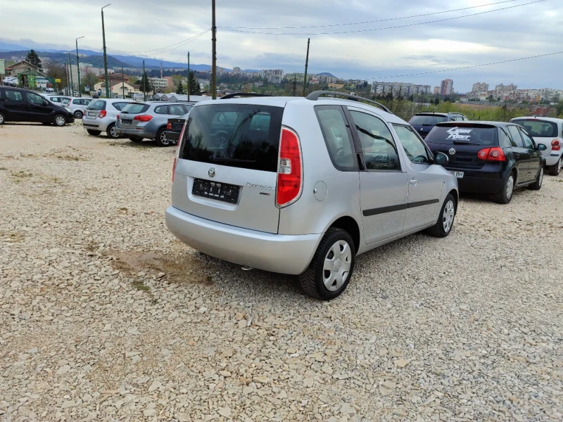Skoda Roomster 1.4tdi ТОП СЪСТОЯНИЕ!!! , снимка 3 - Автомобили и джипове - 49895131