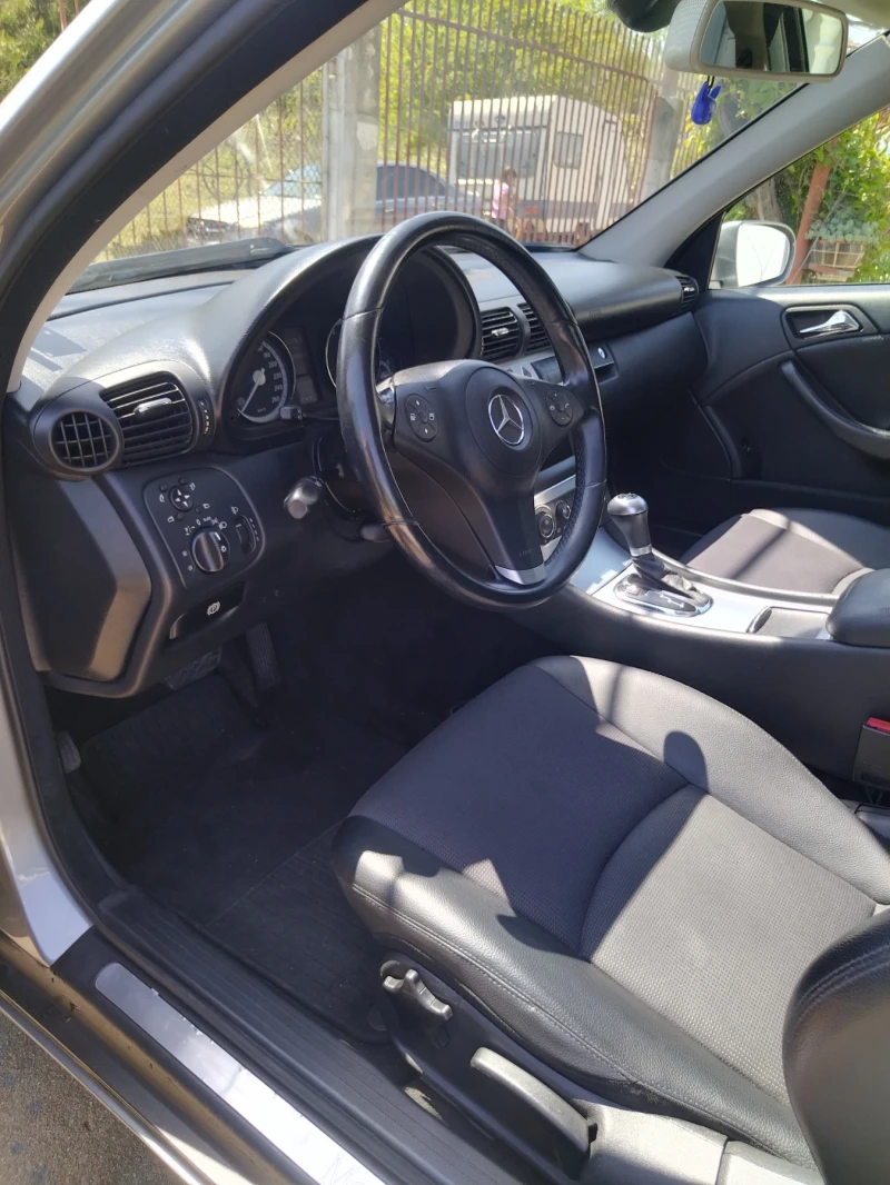 Mercedes-Benz CLC 180, снимка 12 - Автомобили и джипове - 52471777