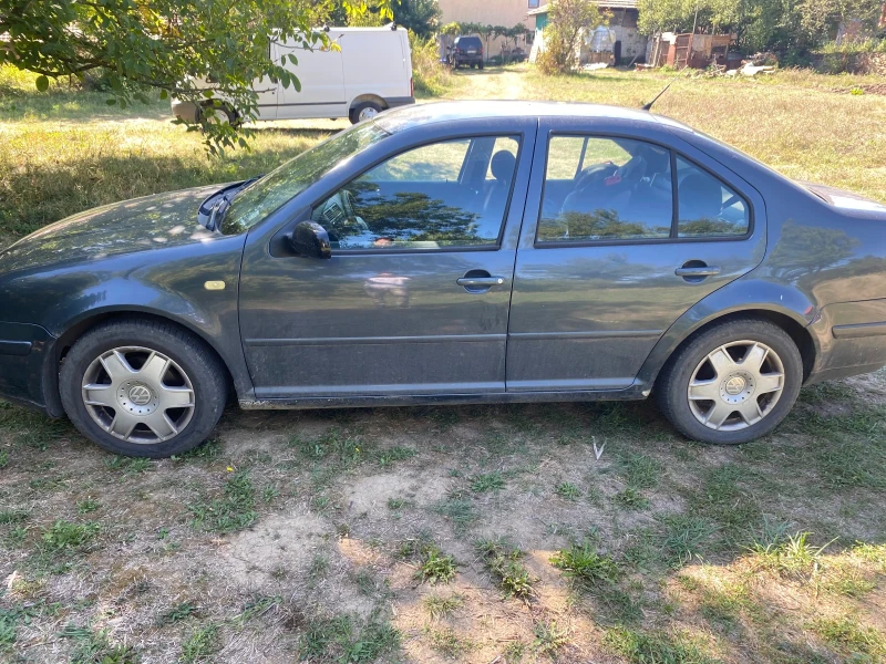 VW Bora Газ/Бензин, снимка 3 - Автомобили и джипове - 52578890