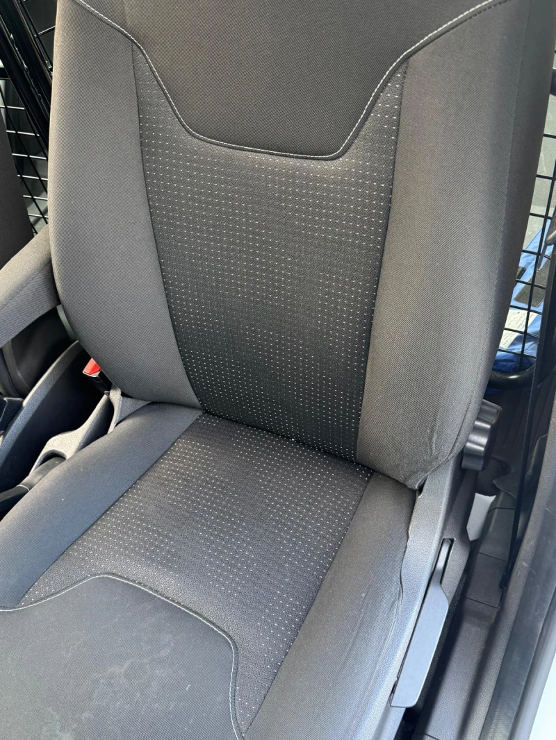 Ford Courier 1.5d/Klima/MULTY/6 speed/Service in FORD/87хил.км., снимка 11 - Автомобили и джипове - 52004076