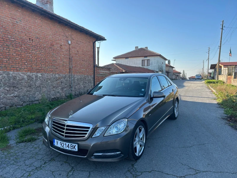 Mercedes-Benz E 200 E200 Бензин, снимка 4 - Автомобили и джипове - 52773209