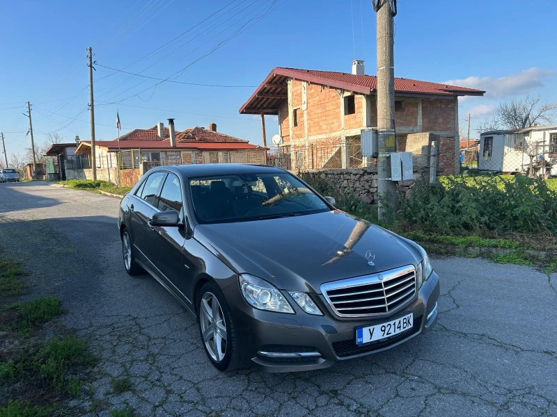 Mercedes-Benz E 200 E200 Бензин, снимка 3 - Автомобили и джипове - 52773209