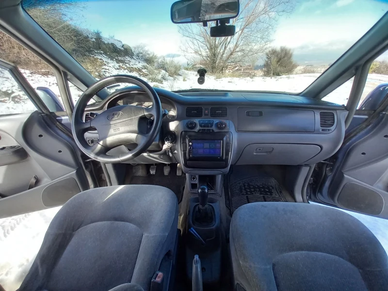 Hyundai Trajet, снимка 8 - Автомобили и джипове - 52894194