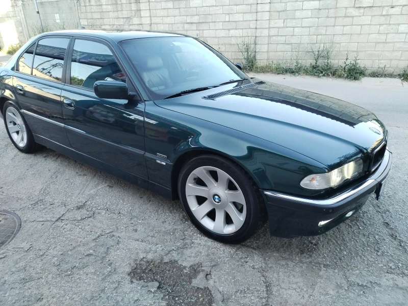 BMW 728