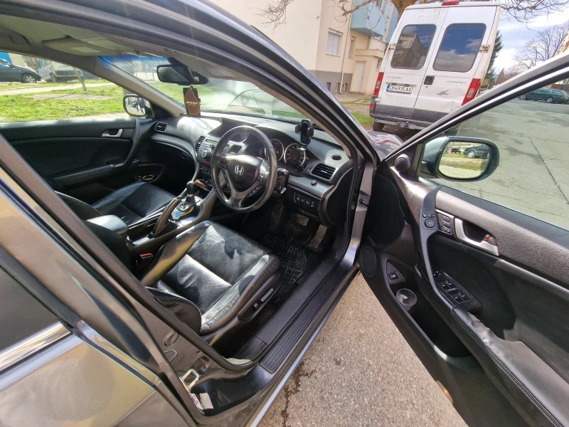 Honda Accord 2.0i, снимка 7 - Автомобили и джипове - 53401251