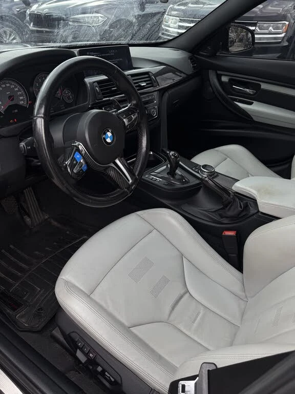 BMW M3 * АВТО КРЕДИТ* ЦЕНА ДО БГ * Сервизна история *  - изображение 9