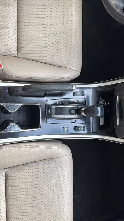 Honda Accord TOURING* АвтоКредит* (ЦЕНА ДО БГ), снимка 7 - Автомобили и джипове - 54113372