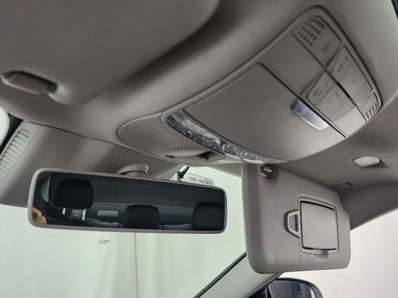 Mercedes-Benz E 300 4Matic Exclusive, снимка 17 - Автомобили и джипове - 55915331