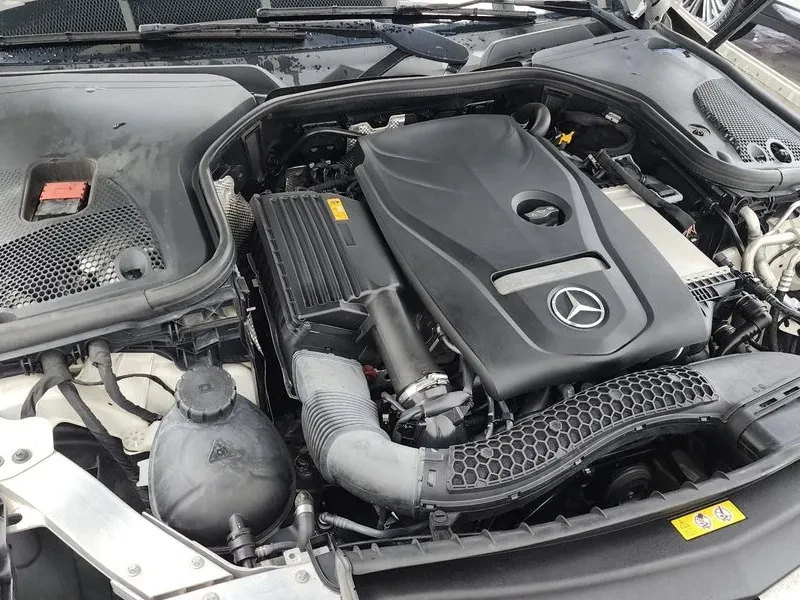 Mercedes-Benz E 300 4Matic Exclusive, снимка 6 - Автомобили и джипове - 55915331