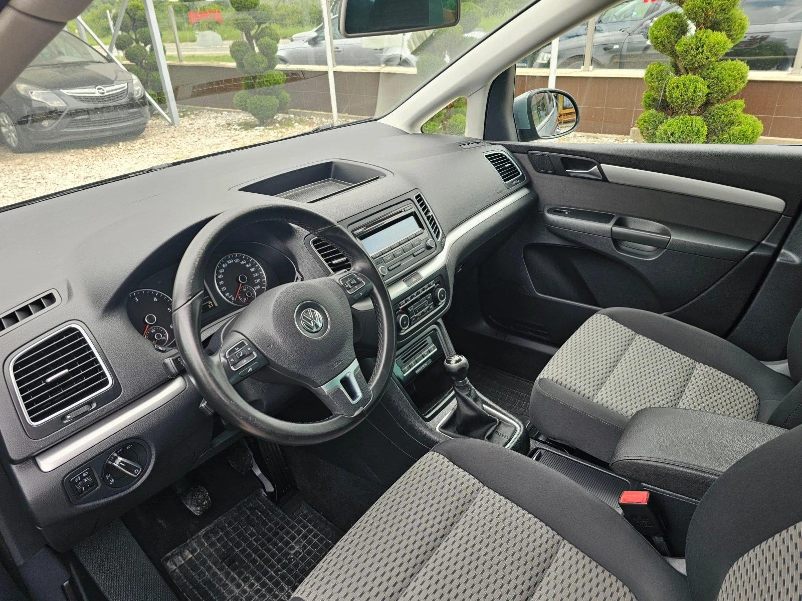 VW Sharan 2.0TDI 140кс ! ! КЛИМАТРОНИК - изображение 9