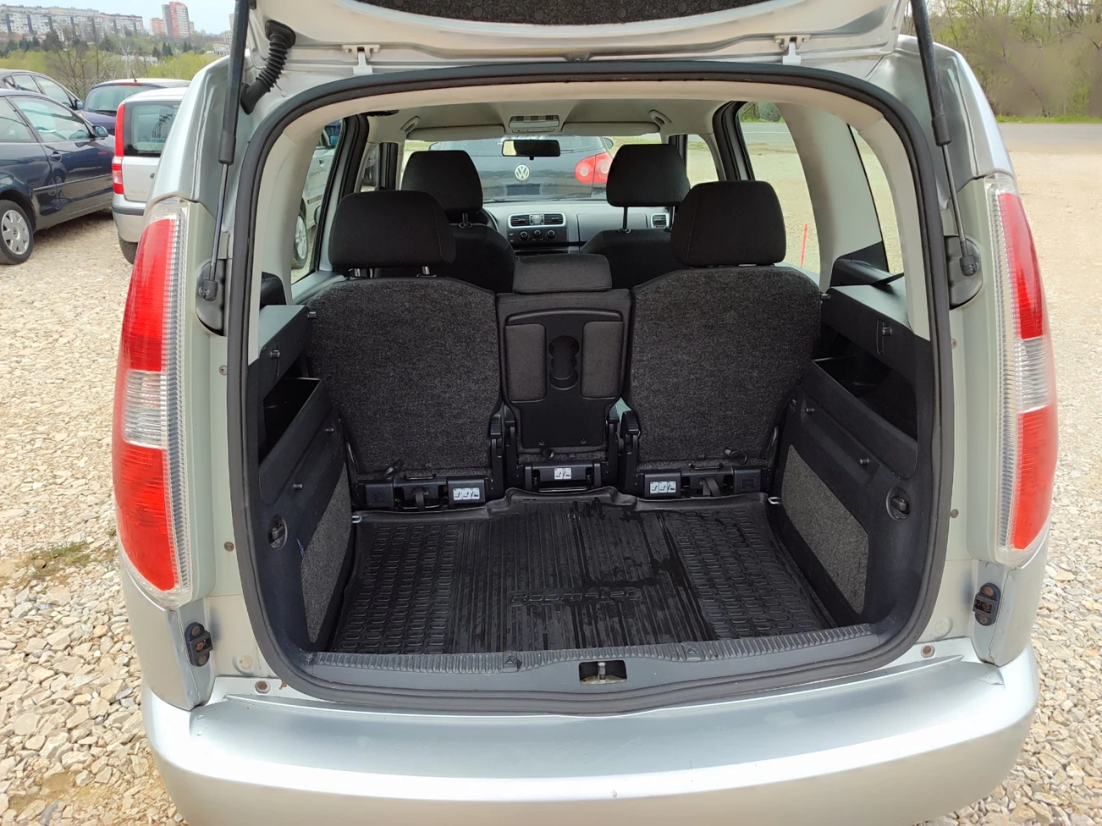 Skoda Roomster 1.4tdi ТОП СЪСТОЯНИЕ!!!  | Mobile.bg — изображение 14