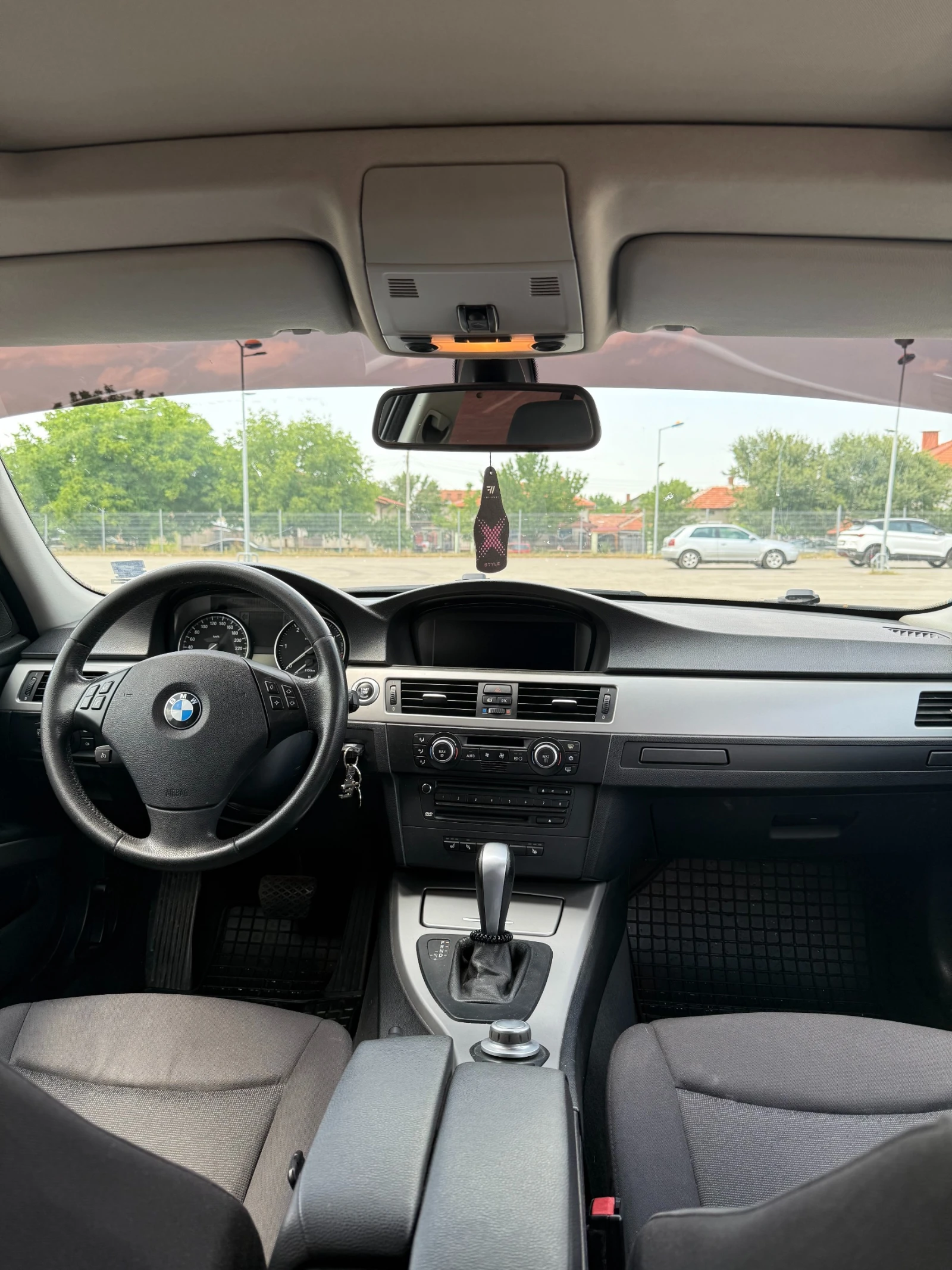BMW 320  - изображение 9