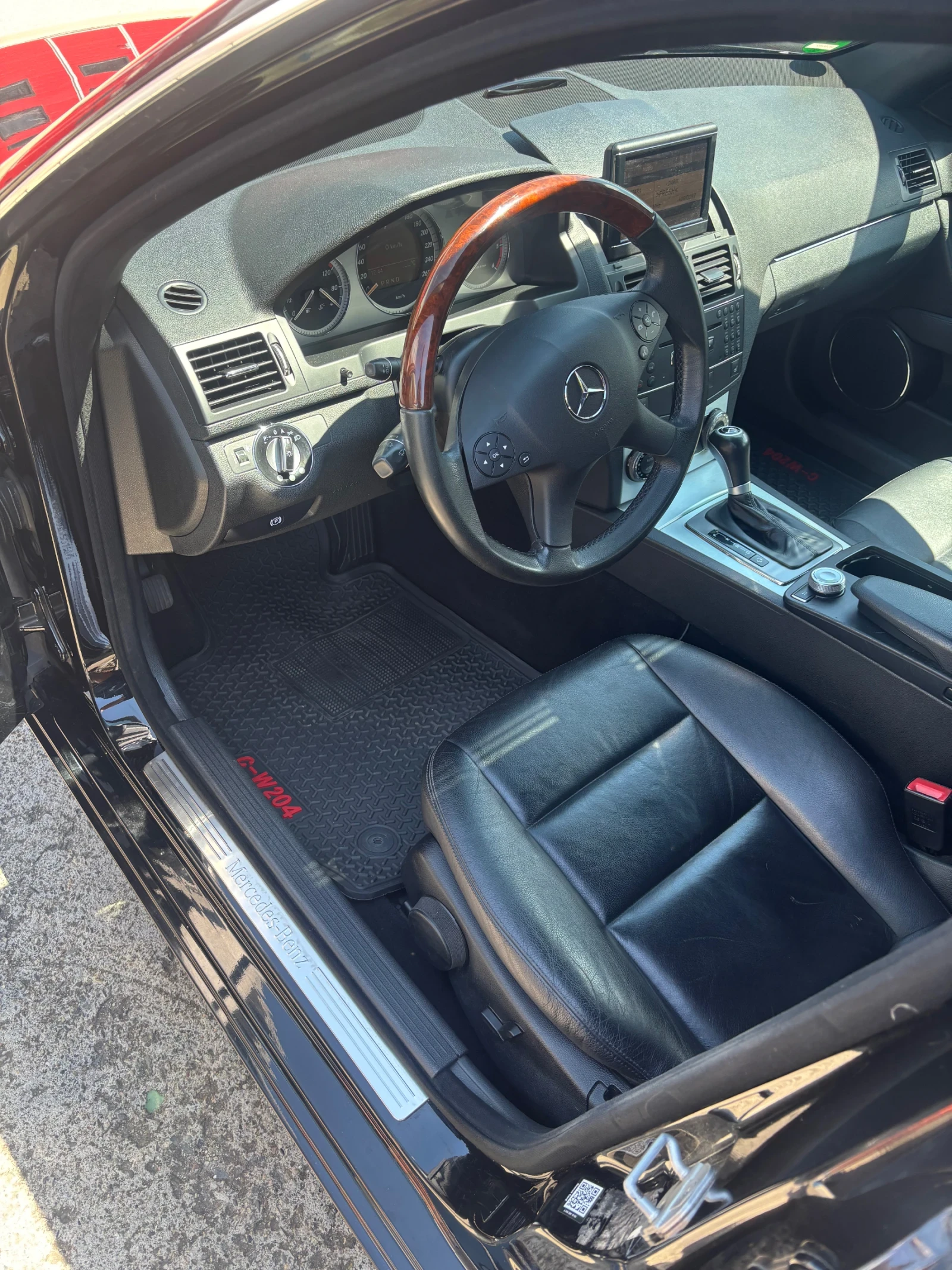Mercedes-Benz C 220  - изображение 7