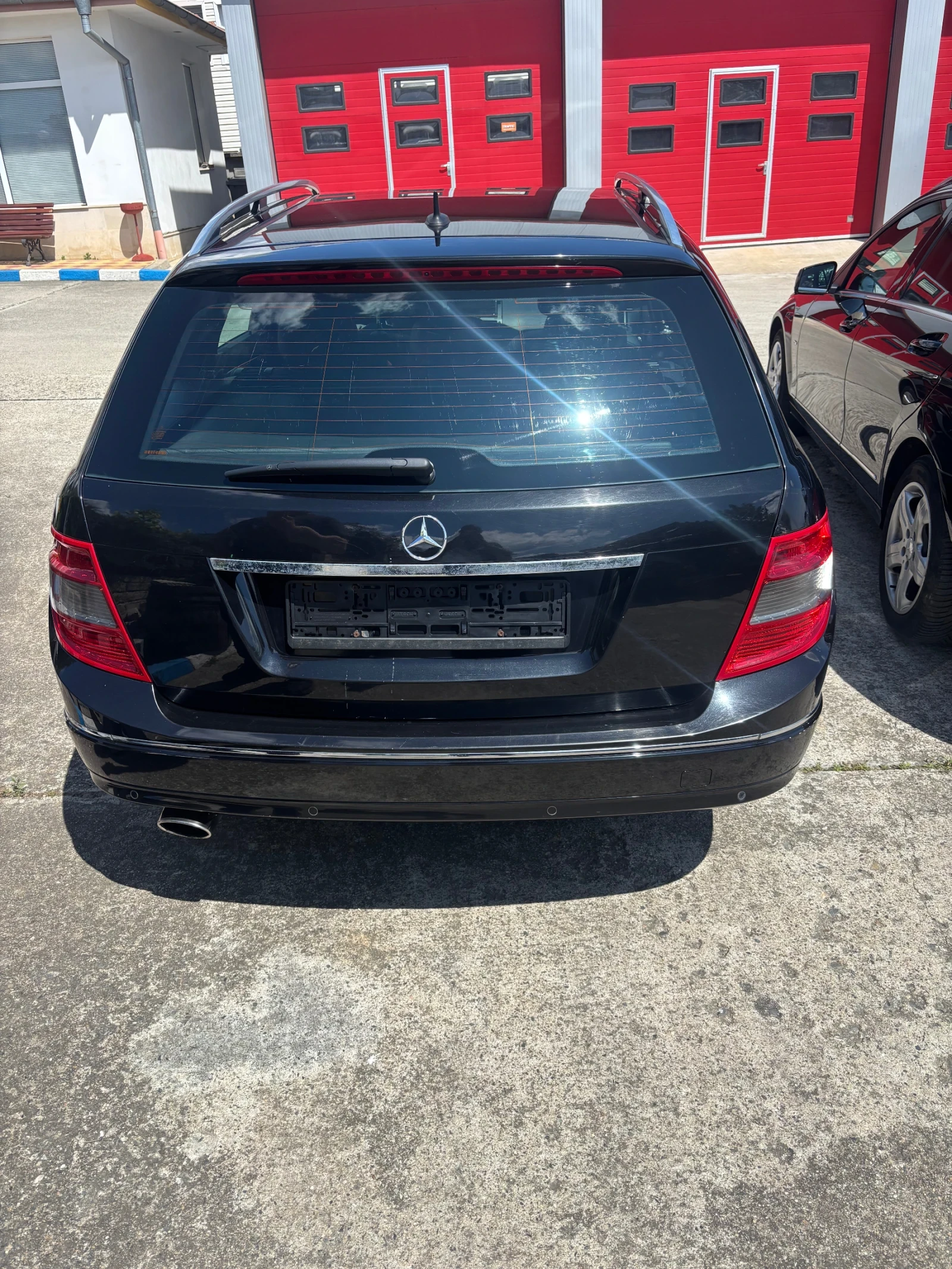 Mercedes-Benz C 220  - изображение 6