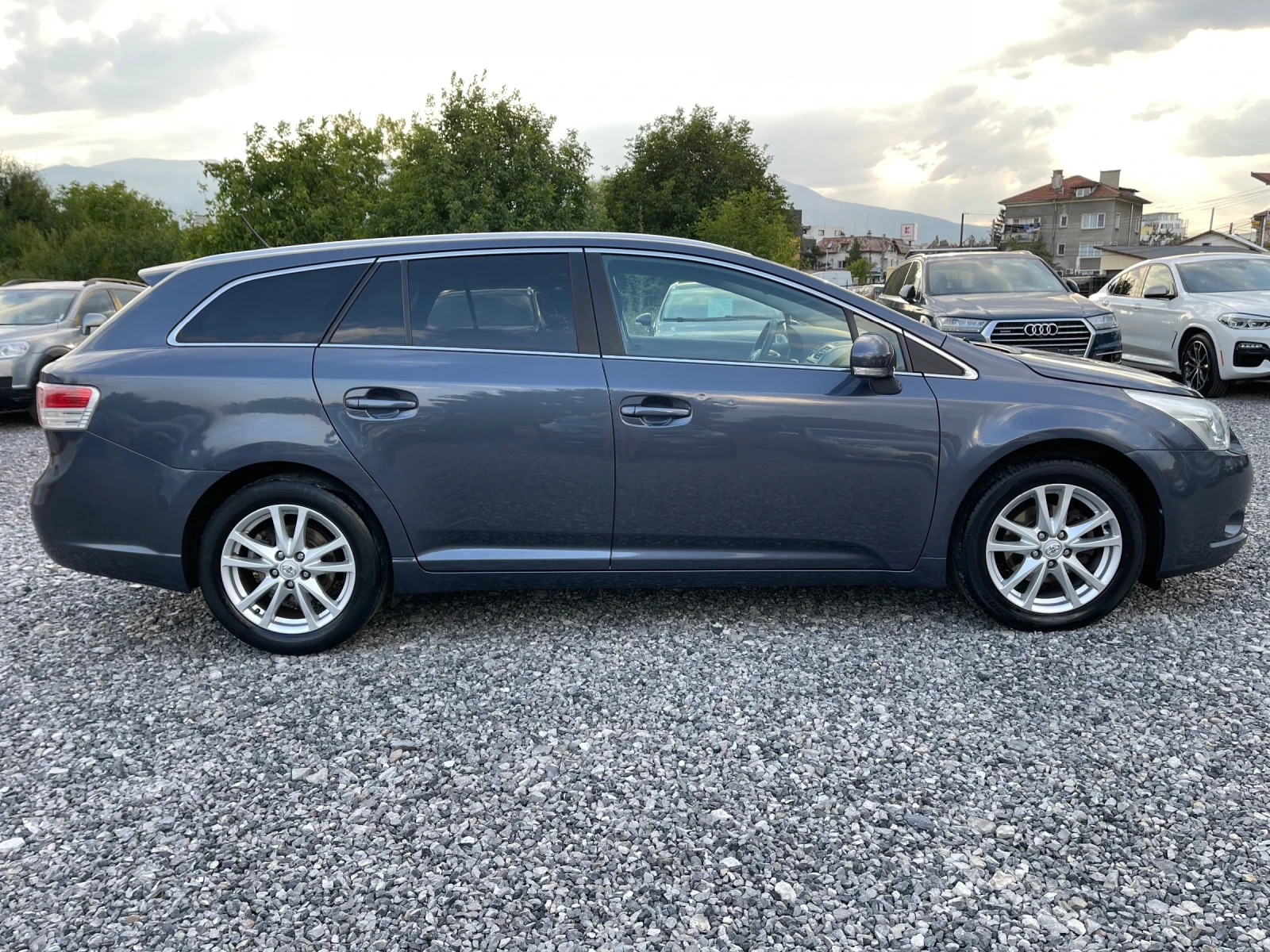 Toyota Avensis 2.0i Бензин, 152 Hp, 2011г. Навигация, Темпомат - изображение 4