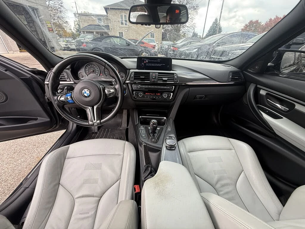 BMW M3 * АВТО КРЕДИТ* ЦЕНА ДО БГ * Сервизна история *  - изображение 10