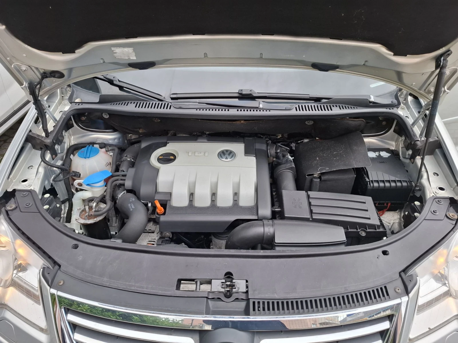 VW Touran 1.9TDI-105..* * * 6 .* *  | Mobile.bg   17