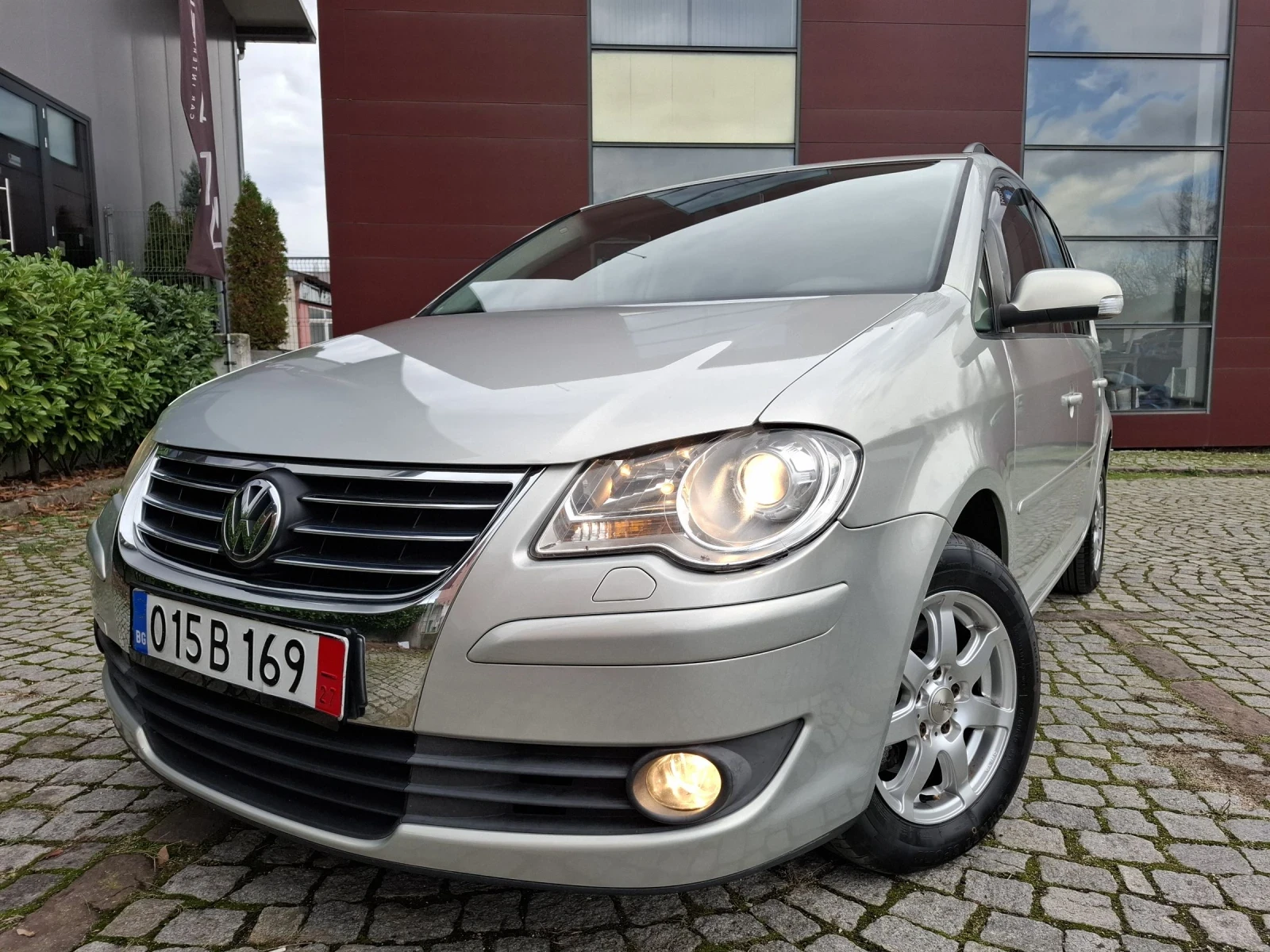 VW Touran 1.9TDI-105..* * * 6 .* *  | Mobile.bg   1