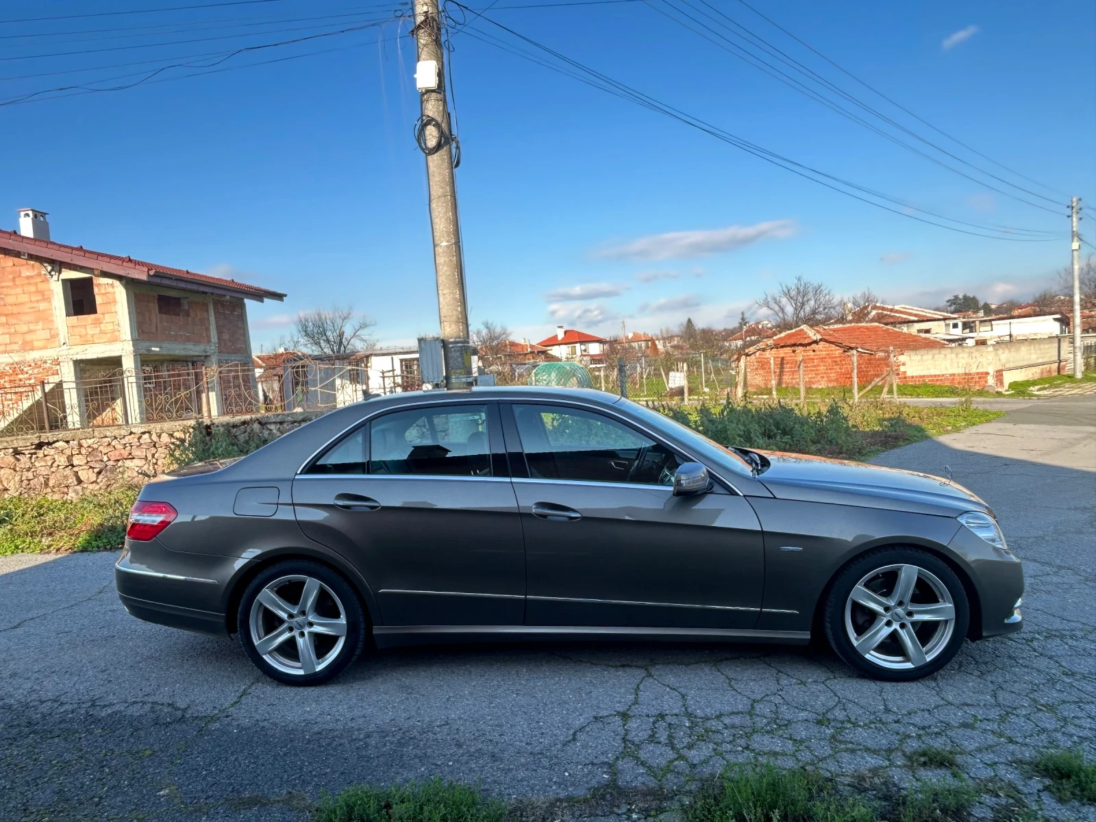 Mercedes-Benz E 200 E200 Бензин - изображение 5