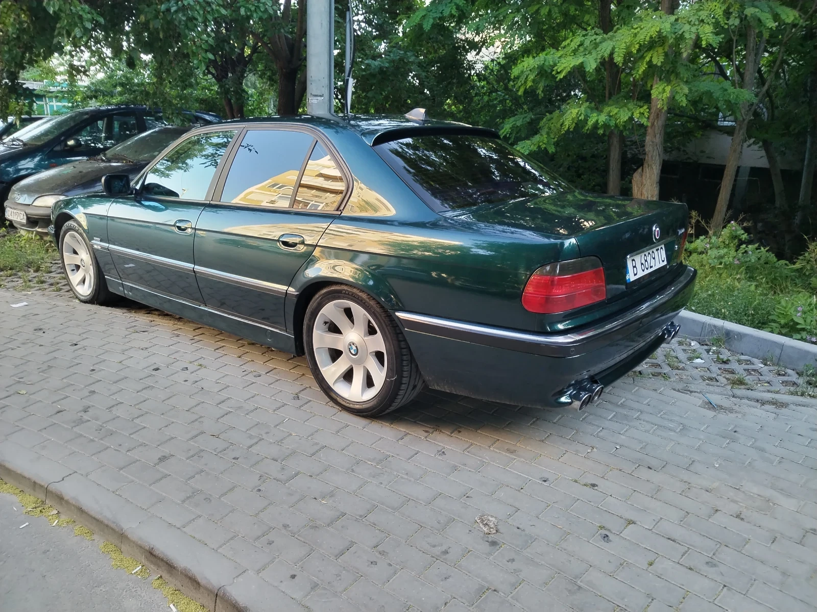 BMW 728  - изображение 9