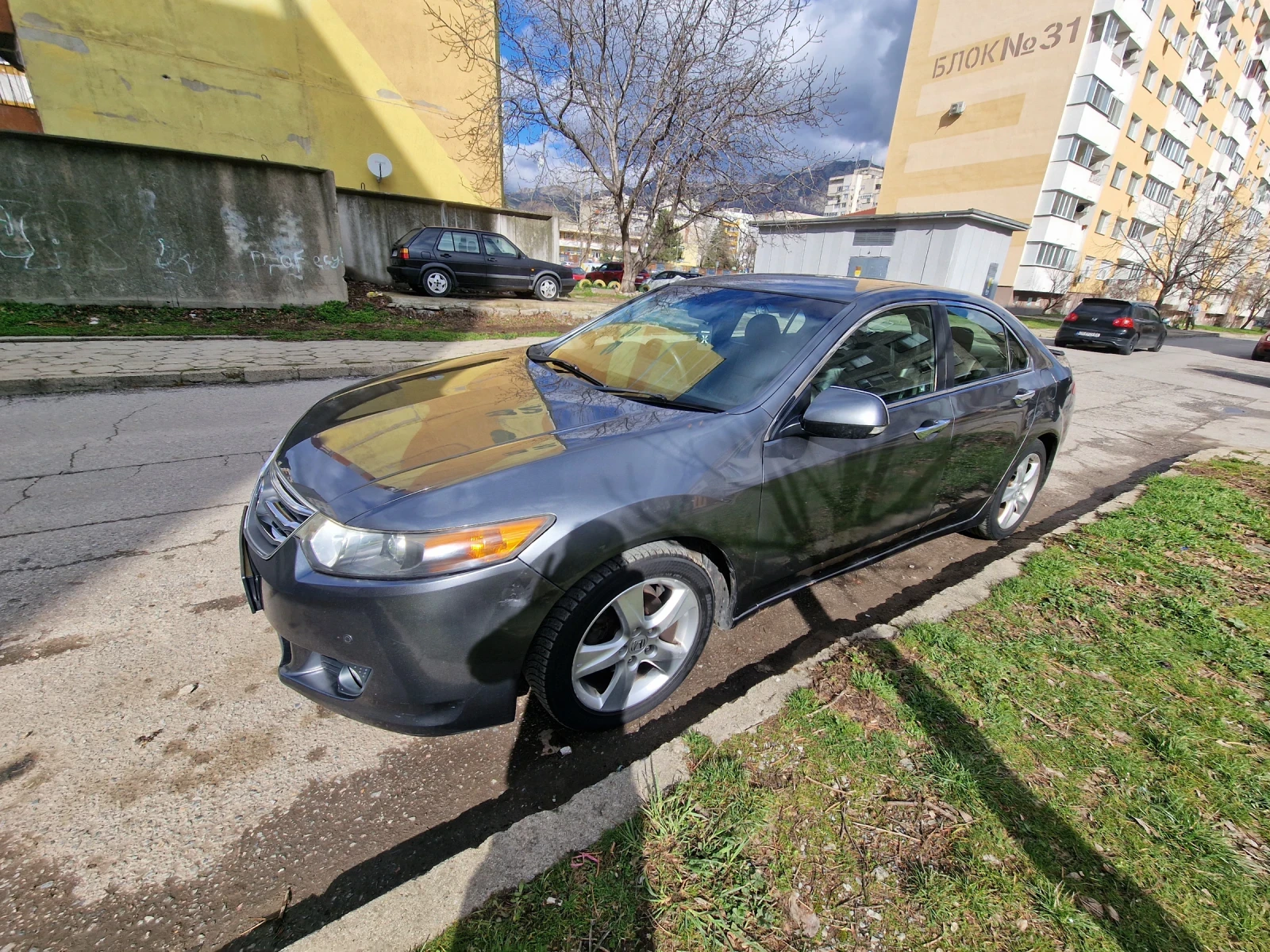 Honda Accord 2.0i - изображение 2