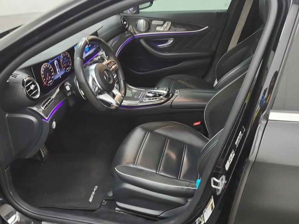 Mercedes-Benz E 63 AMG S * FULL EXTRAS * ЛИЦЕНЗИРАН ТЪРГОВЕЦ - изображение 9