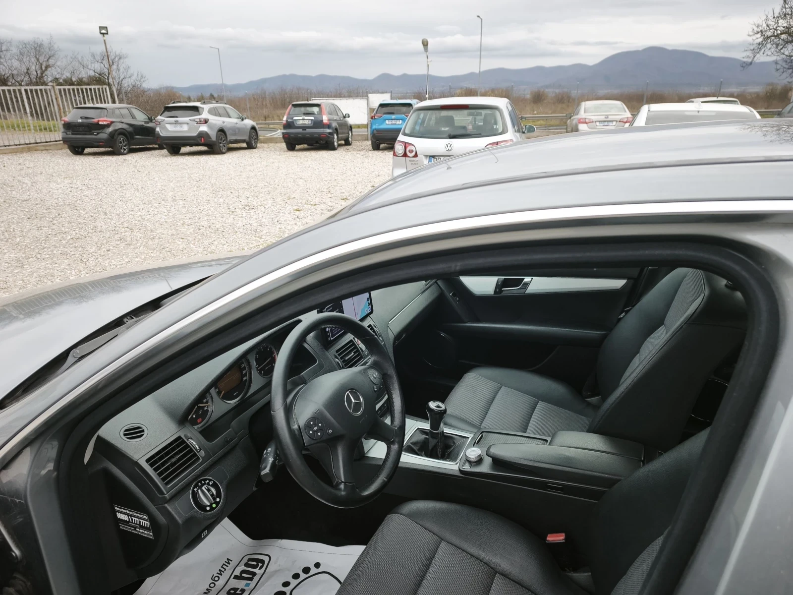 Mercedes-Benz C 200 Avndgard 6скорости, снимка 15 - Автомобили и джипове - 53951404