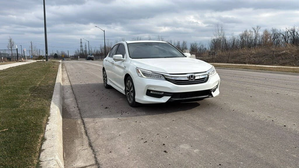 Honda Accord TOURING* АвтоКредит* (ЦЕНА ДО БГ), снимка 3 - Автомобили и джипове - 54113372